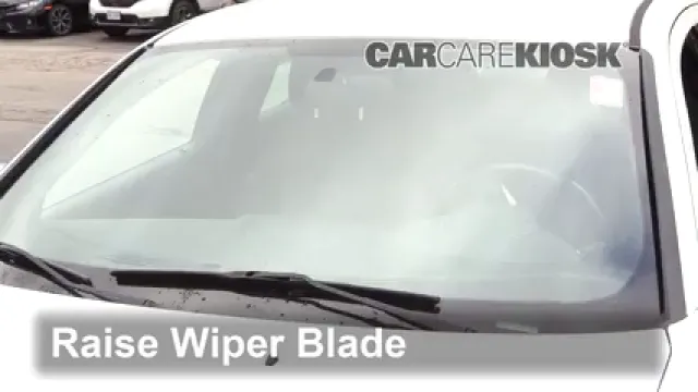 2013 Dodge Avenger SE 3.6L V6 FlexFuel Windshield Wiper Blade (Front) Replace Wiper Blades